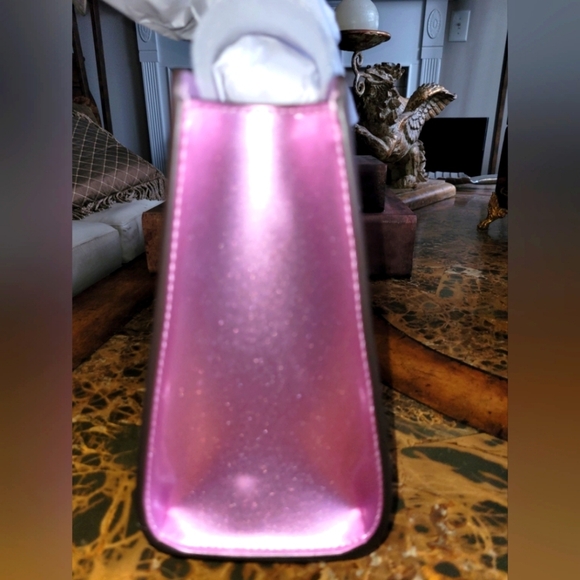 Kate Spade Purple Handbag/crossbody NWT R $329 - Picture 4 of 8